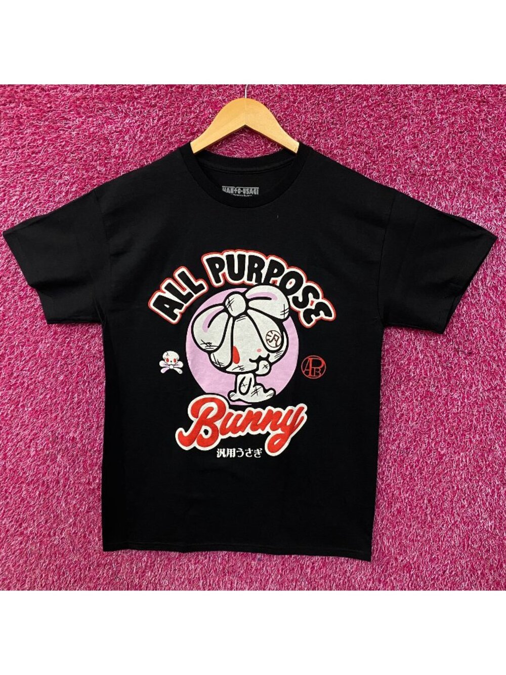 Han-yo Usagi "All Purpose Bunny All Tied Up" Tee Medium
